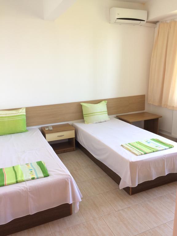 Family Hotel Perla Golden Sands Exterior photo